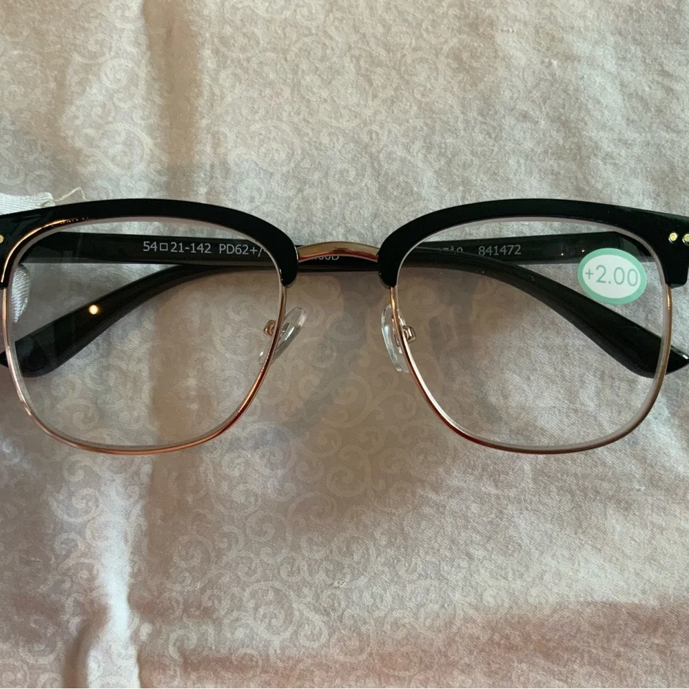 Aldi Batavia IL 60510 841472 54-21-142 PD62+/-1MM +2.00D Eyeglasses Men’s Black